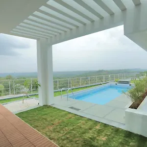 https://am-stays-trails-the-vintage-halton-trivandrum.kerala-hotels.net